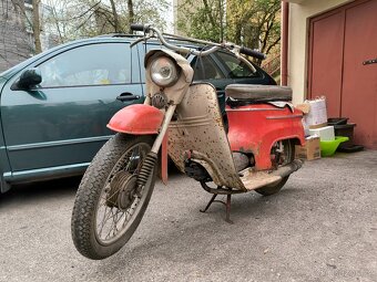 Jawa 50 Pionýr - k renovaci - 2