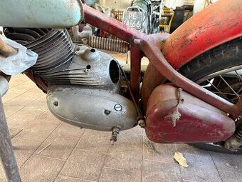 Jawa Pérák 250 - 2