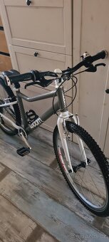 Dětské kolo Woom 5 vynikající  stav + výbava - 2
