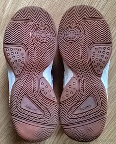 Dětská sportovní obuv Columbia a Reebok - 2