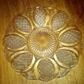 Prodám staré lité sklo A. Matura, Pánek aj.- poháry , misky - 2