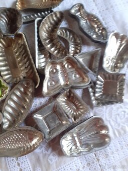 Retro formičky na cukroví, trubičky na kremrole ,na ořech - 2