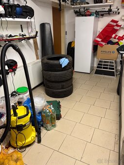 Prodám pneu nexen 215/60 R17 96 H, nové 4ks - 2