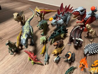 Dinosauři - 2