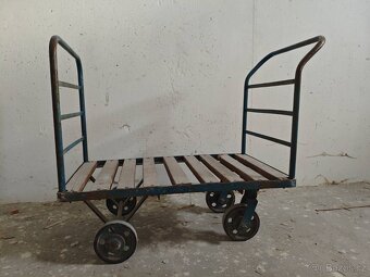 Plošinový vozík - 2