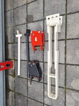 Zaves drzak Vari Terra - 2