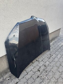 Přední kapota Škoda Octavia 3 před facelift - 2