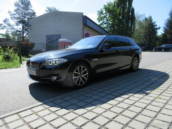 BMW 535d xDrive, Panorama, Navi, Kůže - 2