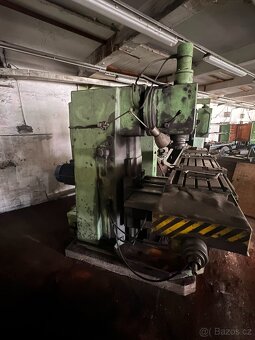 Konzolová frézka TOS FGV 40 - 2