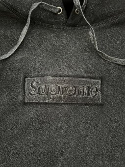 SUPREME Black Hoodie - 2