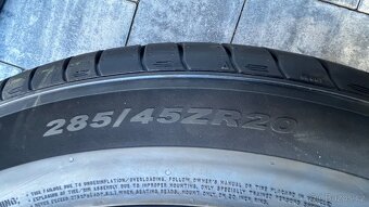 Pneu 285/45 R20 nové - 2