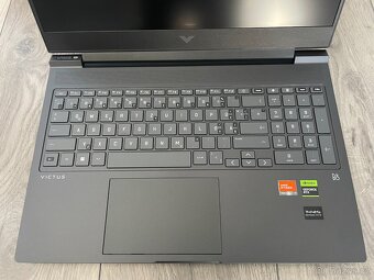 HP Victus 16, AMD Ryzen 7 7840HS 3.8GHz, RTX 4070, 32GB RAM - 2