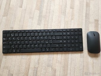 Bluetooth klávesnice a myš Microsoft Designer - 2