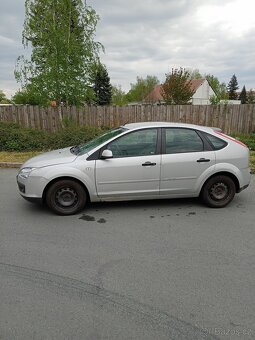 Prodám Ford Focus 1,6 benzín, 74kw, r.v. 6/2005 - 2