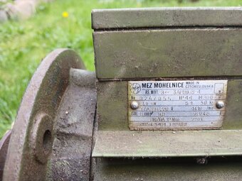 Motor s brzdou - 2