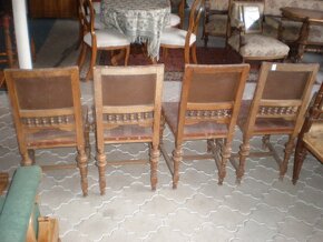 4 kusy židlí - 2