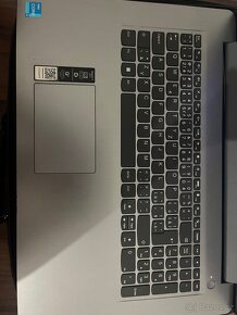 Lenovo IdeaPad 3 - 2