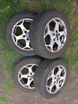 ALU kola Ford Mondeo mk4 hezké pneu - 2