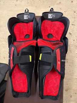 Hokejové holeně Bauer Vapor X3 senior 16 palců - 2