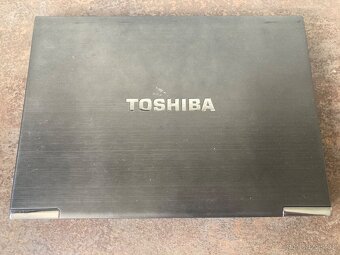 Notebook TOSHIBA Portege Z830-11M na díly, vadný displej - 2