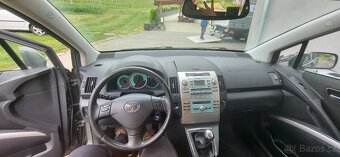 Toyota corolla verso - 2