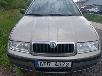 Škoda Octavia - 2