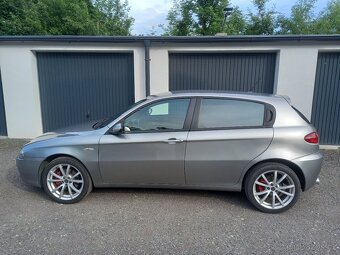 Alfa Romeo 147 1.9 110 KW - 2