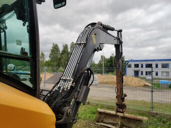 Mini pásový bagr Volvo ECR50D - 2