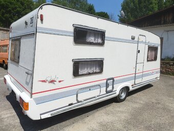 Karavan Bürstner Club 530 pro 5 osob. - 2