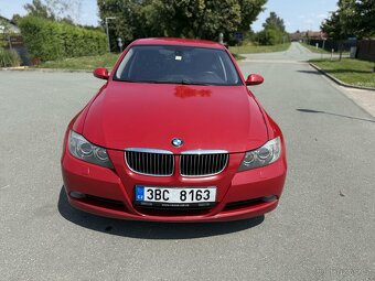 BMW E90 325i 160kW •Najeto 312tis/km•NOVÁ STK+ - 2