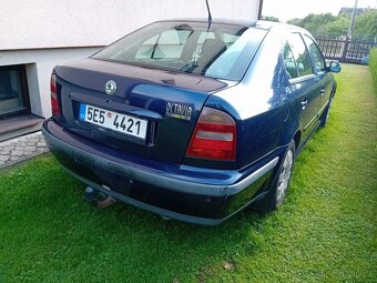Škoda Octavia - 2