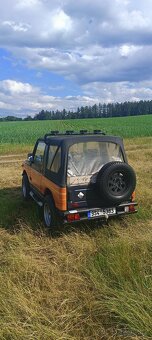 Suzuki Samurai - 2