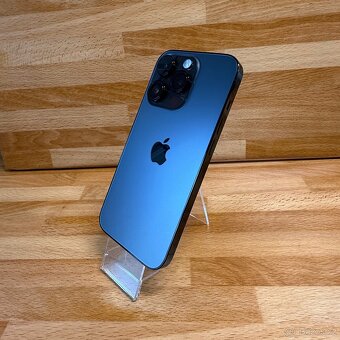 iPhone 14 Pro 256GB, temně černý, eSIM (12 měsíců záruka) - 2