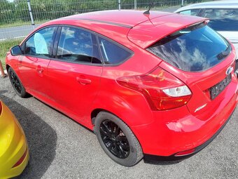 FORD FOCUS III 1,6i 77KW BENZÍN r.v 4/2011 - 2