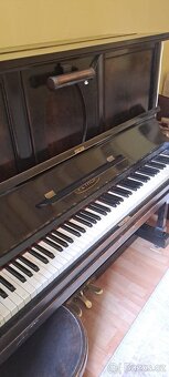 koncertní pianino Petrof - 2