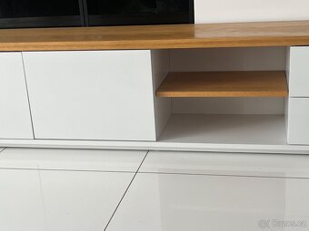 Tv stolek - 2