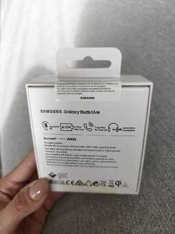 Sluchátka samsung galaxy buds live sm-r180 NOVÉ - 2