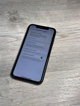 iPhone 11 64GB Black - 2