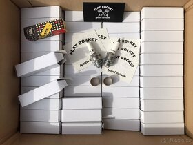 Prodám nové zapalovací svíčky 18-5, M18 x 1.5mm F.R.S.D. - 2