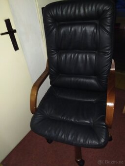 Kancelářské křeslo - 2