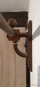 starožitné garniže, 2ks. zrcadla, 3ks. ledovače, toustovač - 2