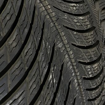 Zimní pneu 275/45 R20 110v Michelin 5mm - 2