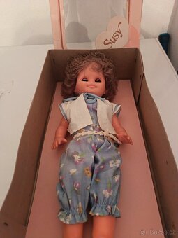 Panenky v lidových krojích - 2