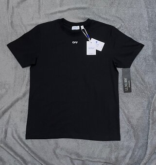 Off-White triko - 2