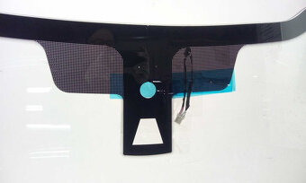 Ford F150 čelní sklo - 2