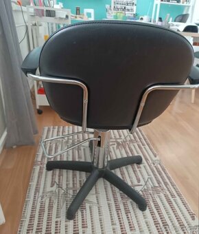 Kadeřnické křeslo - 2