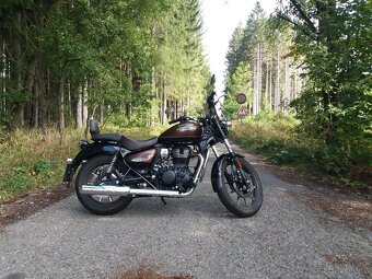 Royal Enfield Meteor 350 - 2