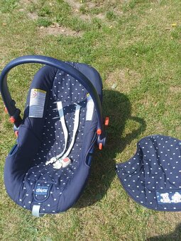 Vajíčko ,autosedačka - 2
