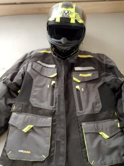2xbunda 2x přilba - 2
