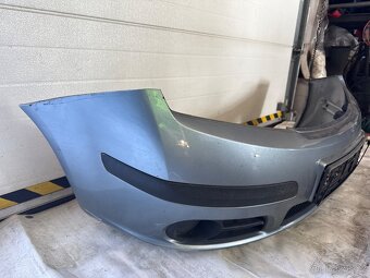 Škoda Fabia přední nárazník 6Y0807221E - 2